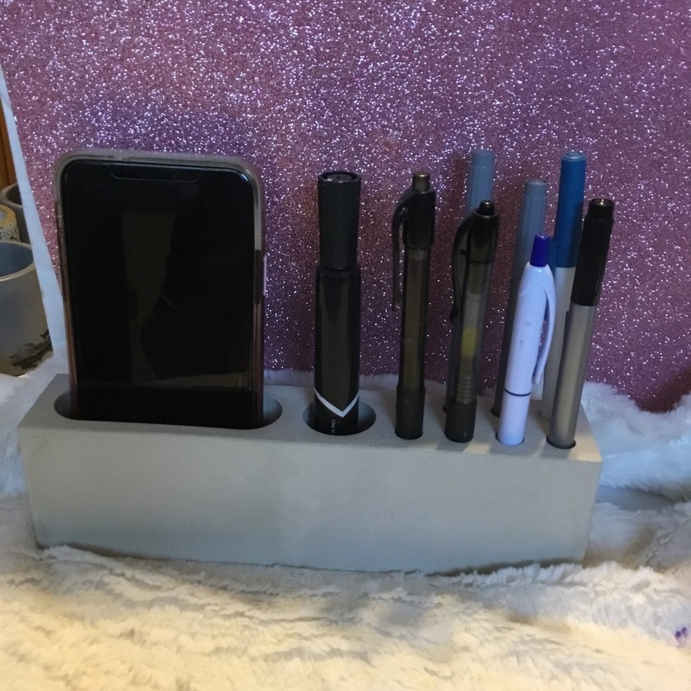 Concrete handmade phone are cards holder with pens holder